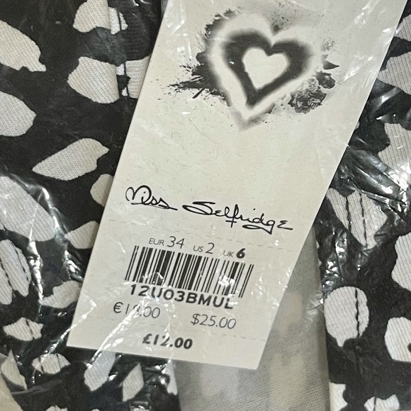 NWT Monochrome Spot V-Neck Bodysuit - Picture 8 of 9